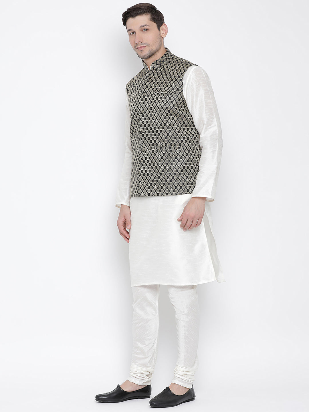Vastramay Men's White Silk Blend Jacket, Kurta and Pyjama Set - Distacart