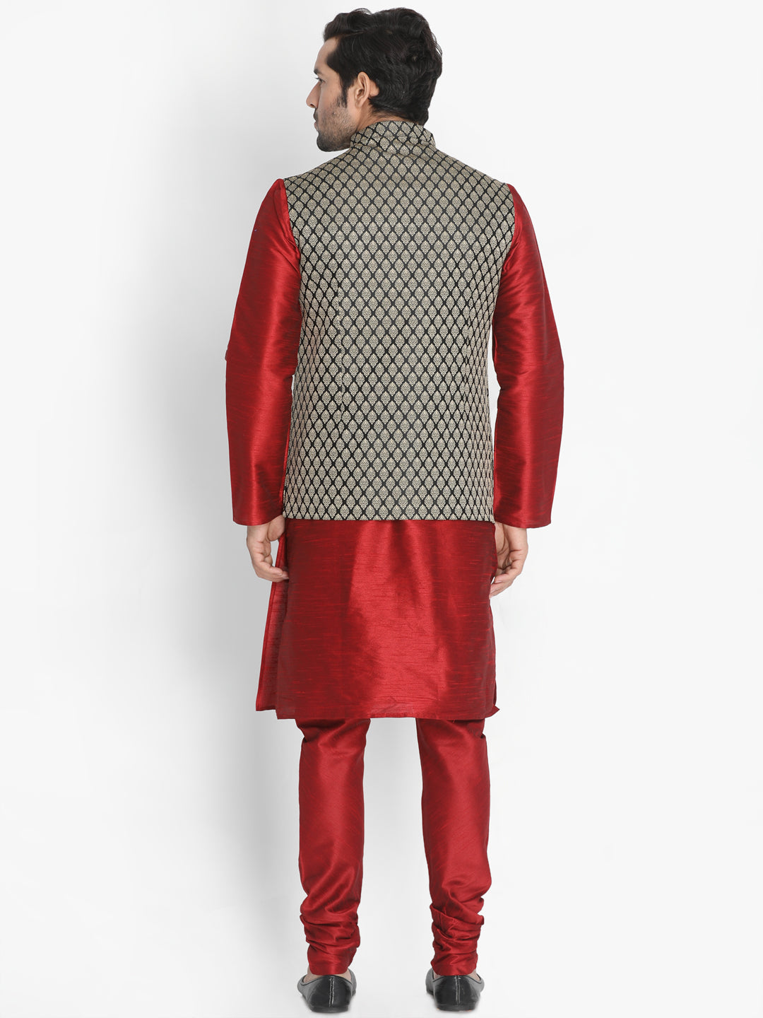 VM by Vastramay Men's Maroon Silk Blend Jacket, Kurta And Pyjama Set - Distacart