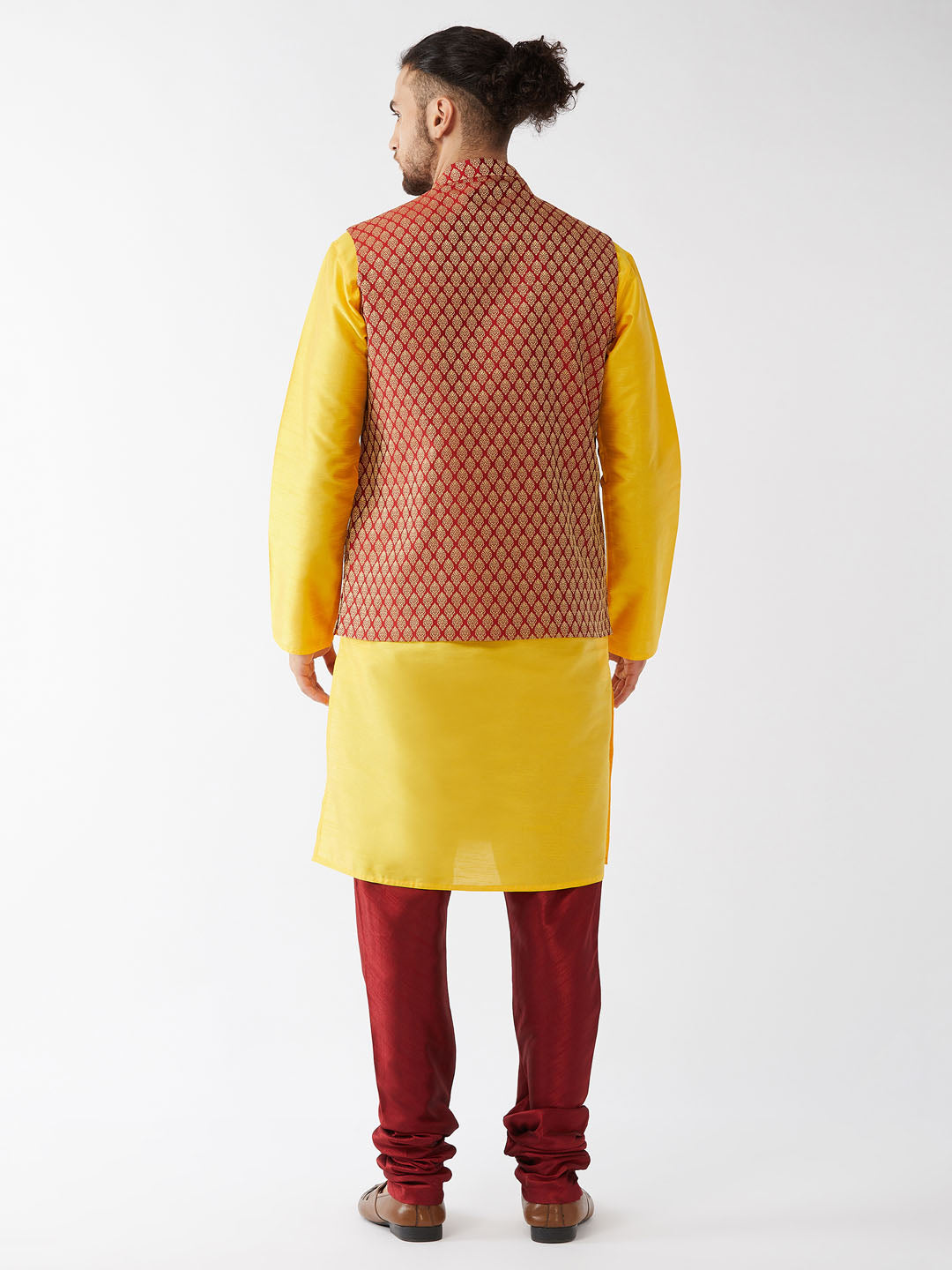 VM by Vastramay Men's Yellow And Maroon Silk Blend Jacket, Kurta And Pyjama Set - Distacart