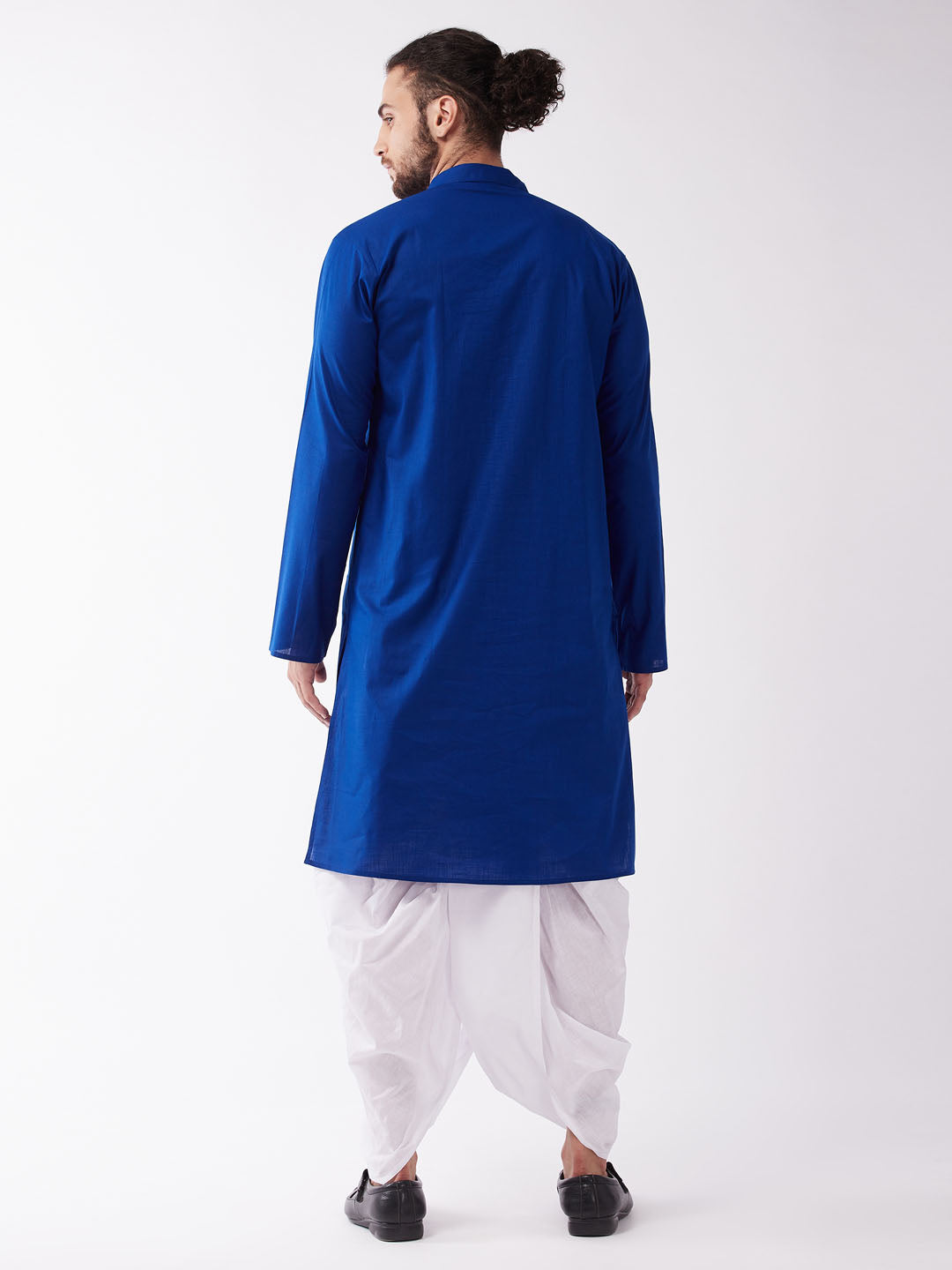 Vastramay Men's Blue and White Cotton Blend Kurta And Dhoti Set - Distacart