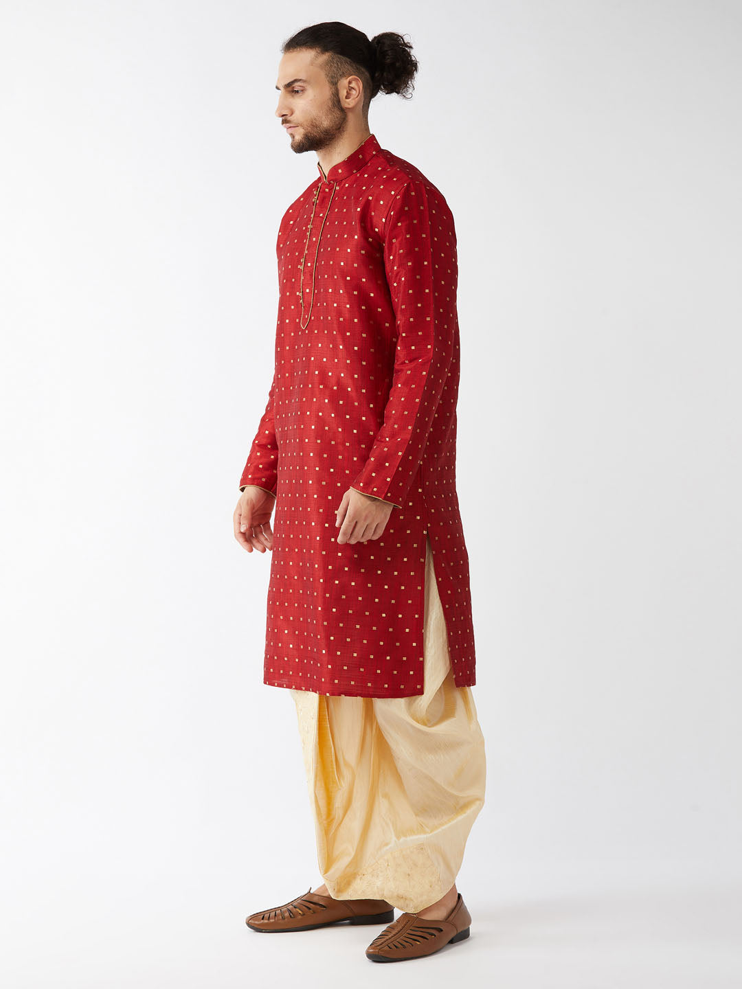 VM by Vastramay Men's Maroon And Gold Silk Blend Kurta And Dhoti Set - Distacart