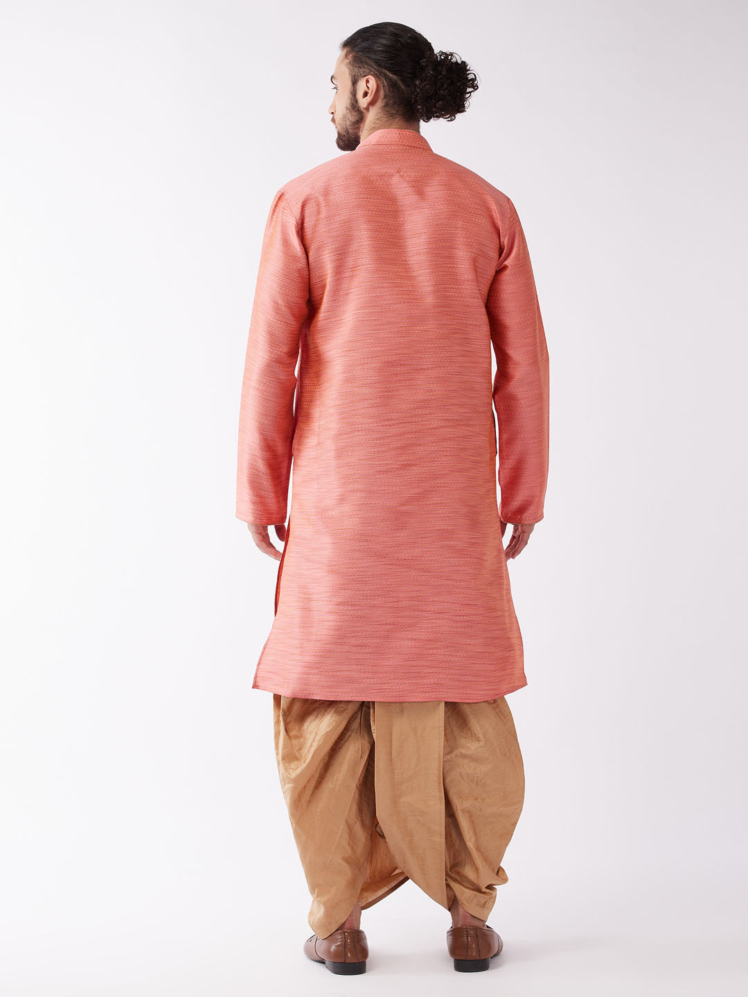 VM by Vastramay Men's Pink And Rose Gold Silk Blend Kurta And Dhoti Set - Distacart
