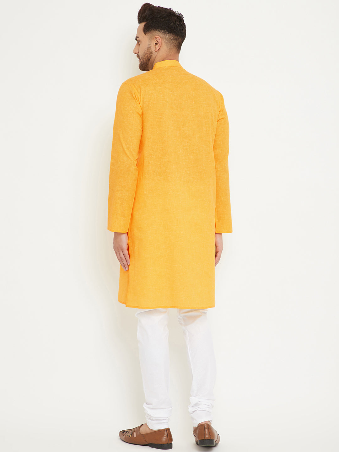 VM by Vastramay Men's Yellow And White Cotton Blend Kurta Pyjama Set - Distacart
