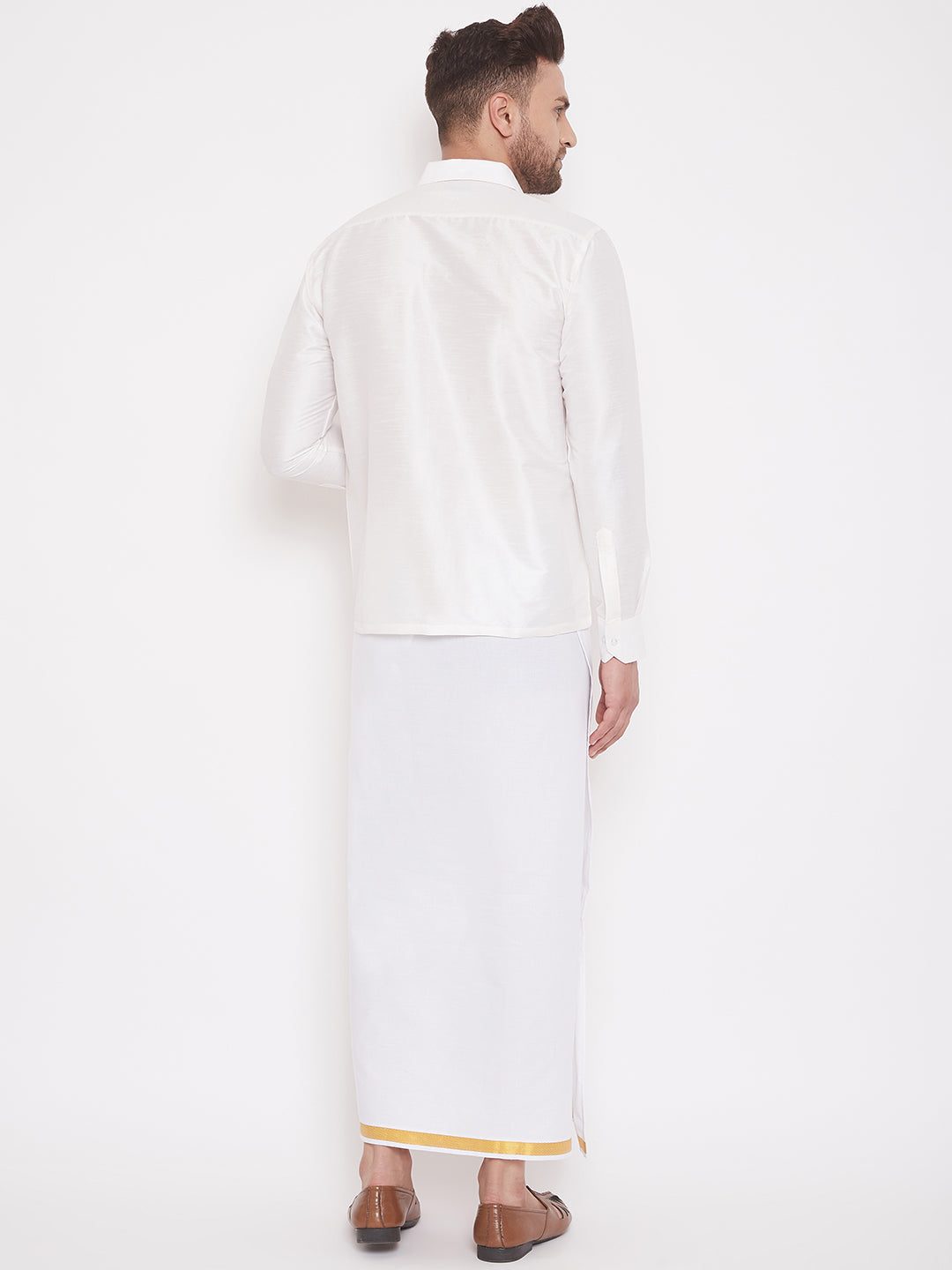 VM by Vastramay Men's White Silk Blend Shirt And Mundu - Distacart