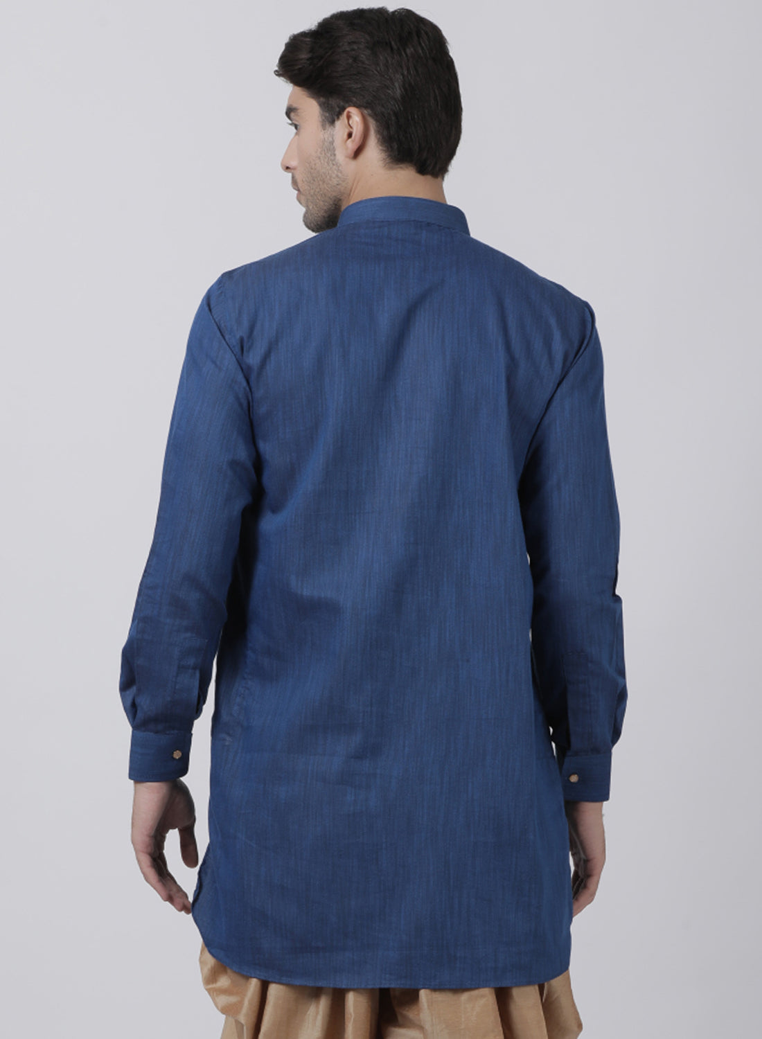 Vastramay Men's Dark Blue Cotton Blend Kurta - Distacart