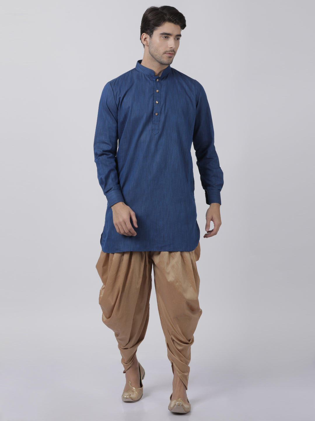 Vastramay Men's Dark Blue Cotton Blend Kurta - Distacart