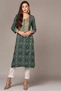 Thumbnail for Women's Green Viscose Rayon Bandhani Straight Kurta - Rasiya - Distacart