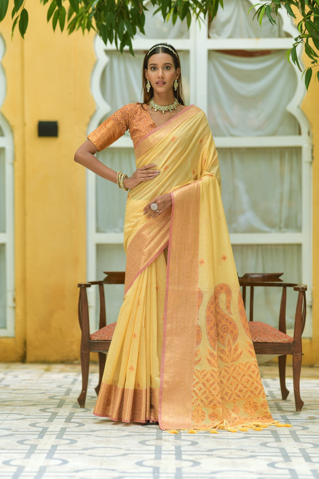 Vishnu Weaves Women's Yellow Pure Cotton Zari Woven Saree with Blouse - Distacart