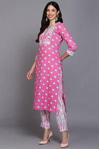 Thumbnail for Women's Cotton Pink Bandhani Printed Straight Kurta Pant With Dupatta - Rasiya - Distacart