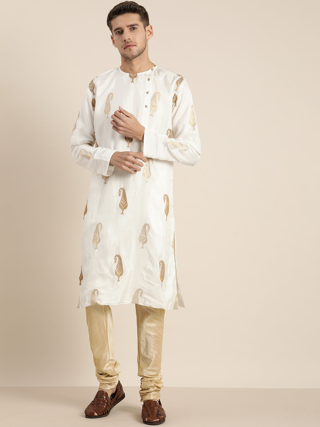 Shrestha By Vastramay Men's White And Gold Silk Blend Kurta Pyjama Set - Distacart