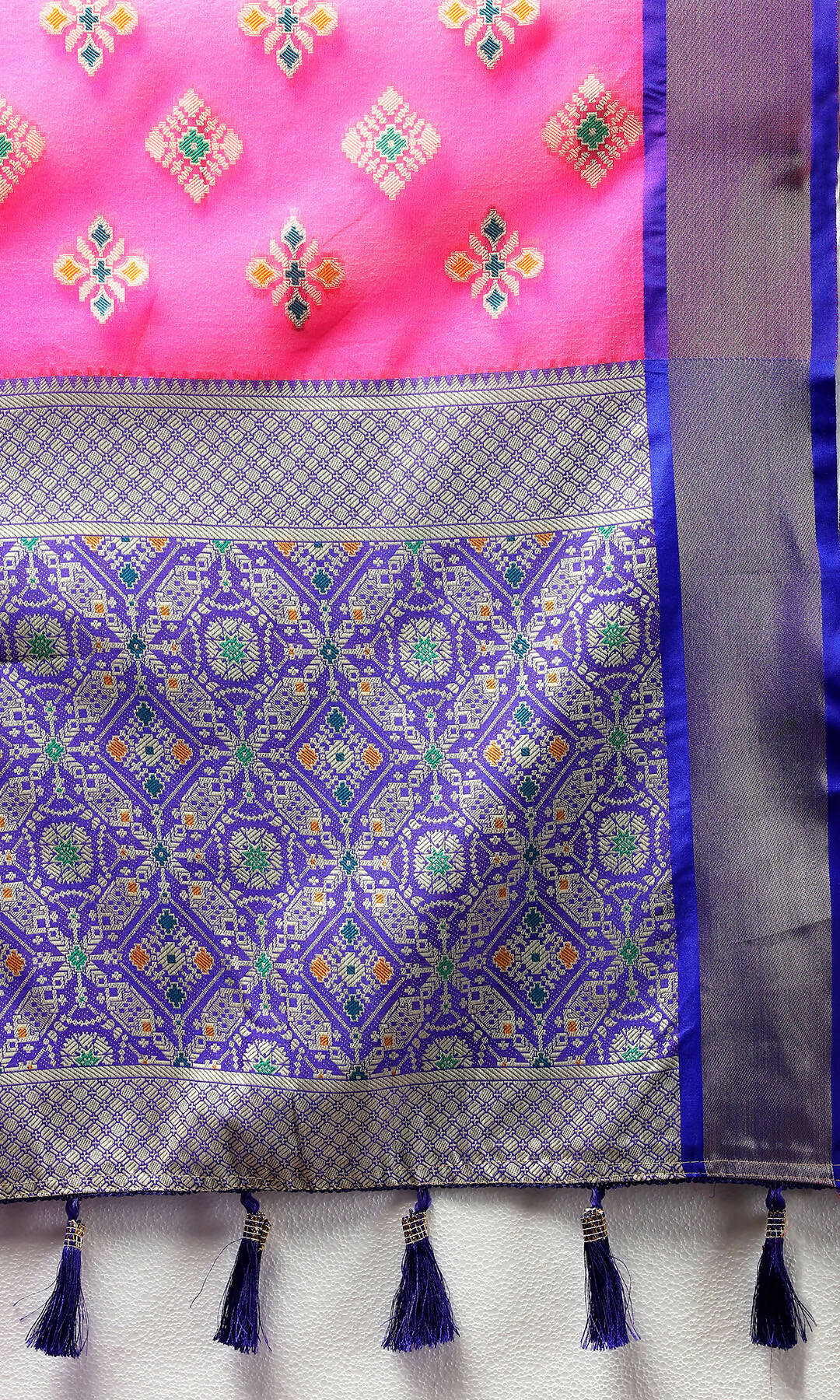 Lorenvalley Fashion Pink Organza Silk Woven Design with Meenakari Weaving Saree - Distacart
