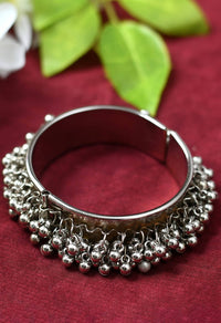 Thumbnail for Mominos Fashion Kamal Johar Oxidised Silver-Plated Ghungroo Handcraft Alloy Bracelet