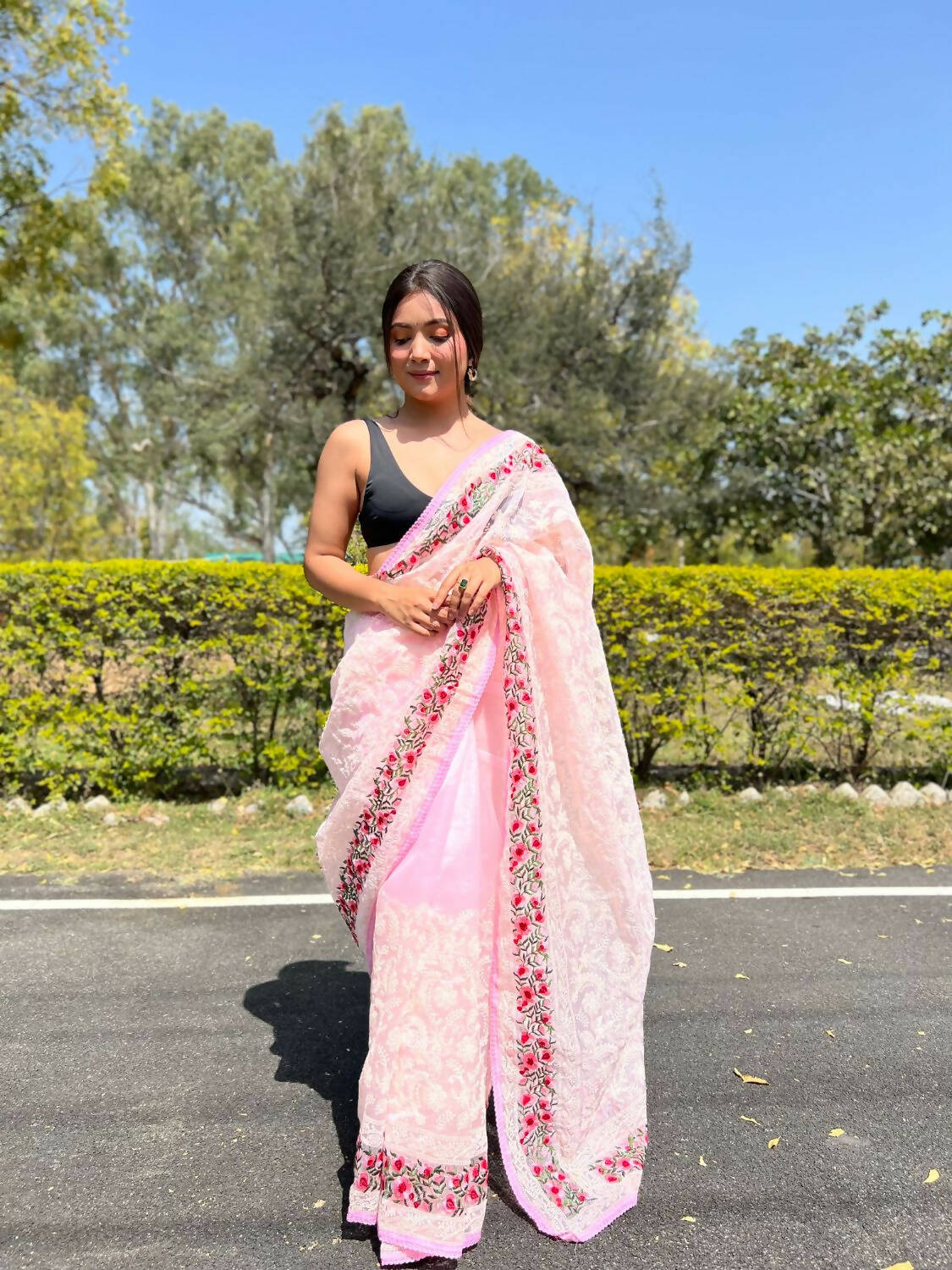 Vamsee Pink Organza Saree - Distacart