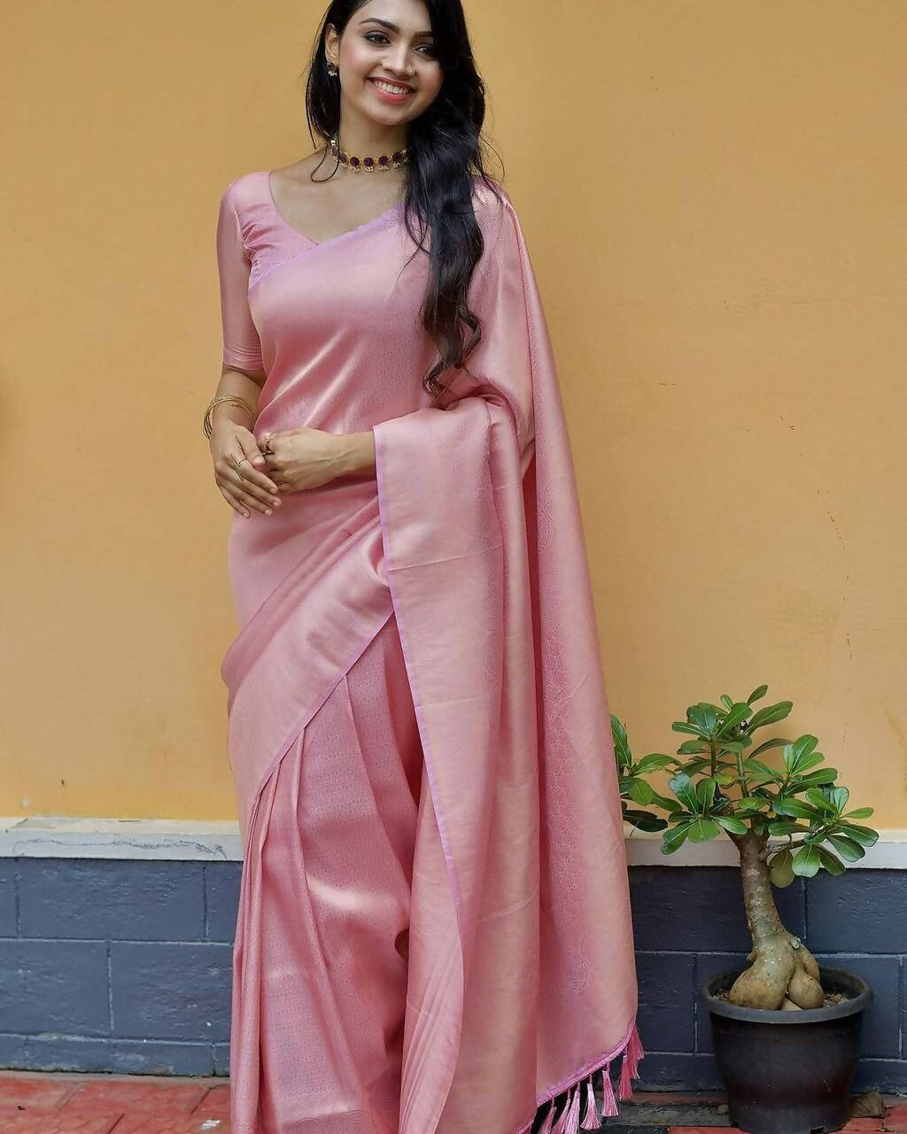 DEIANA'S Beautiful Golden Jari with New Design Soft Lichi Silk Saree - Pink - Distacart