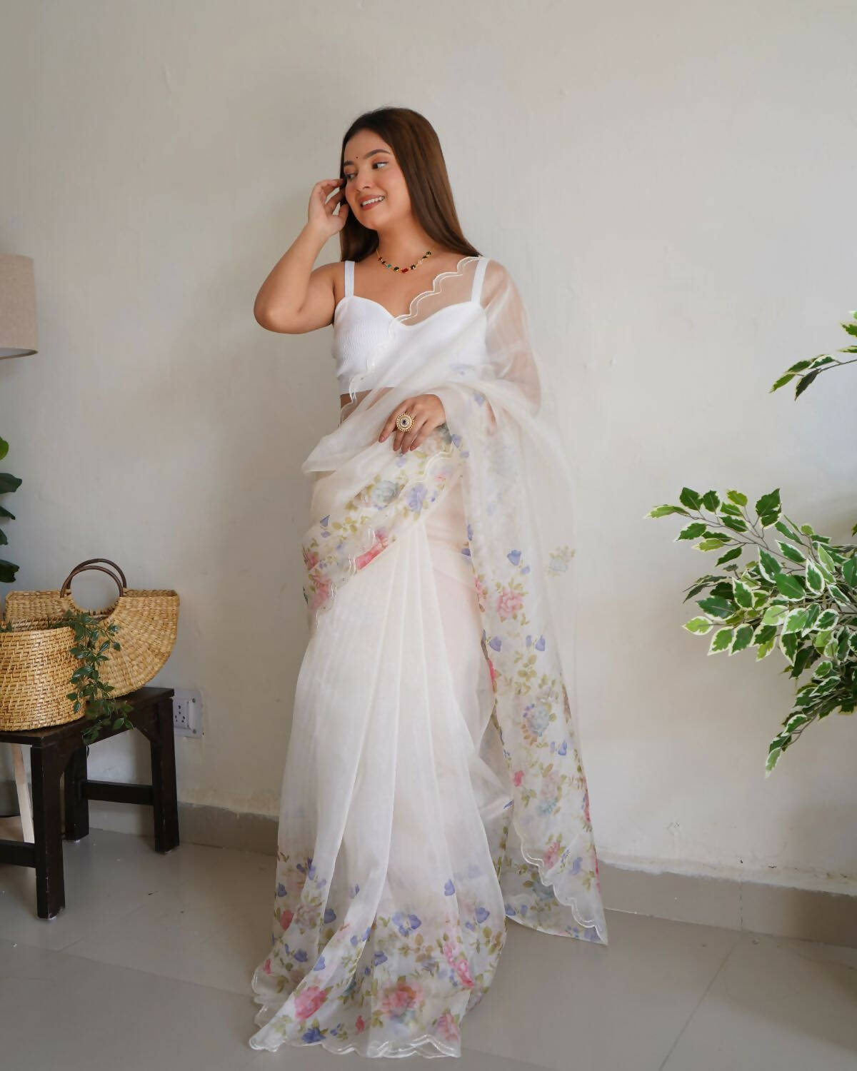 Vamsee White Organza Saree - Distacart