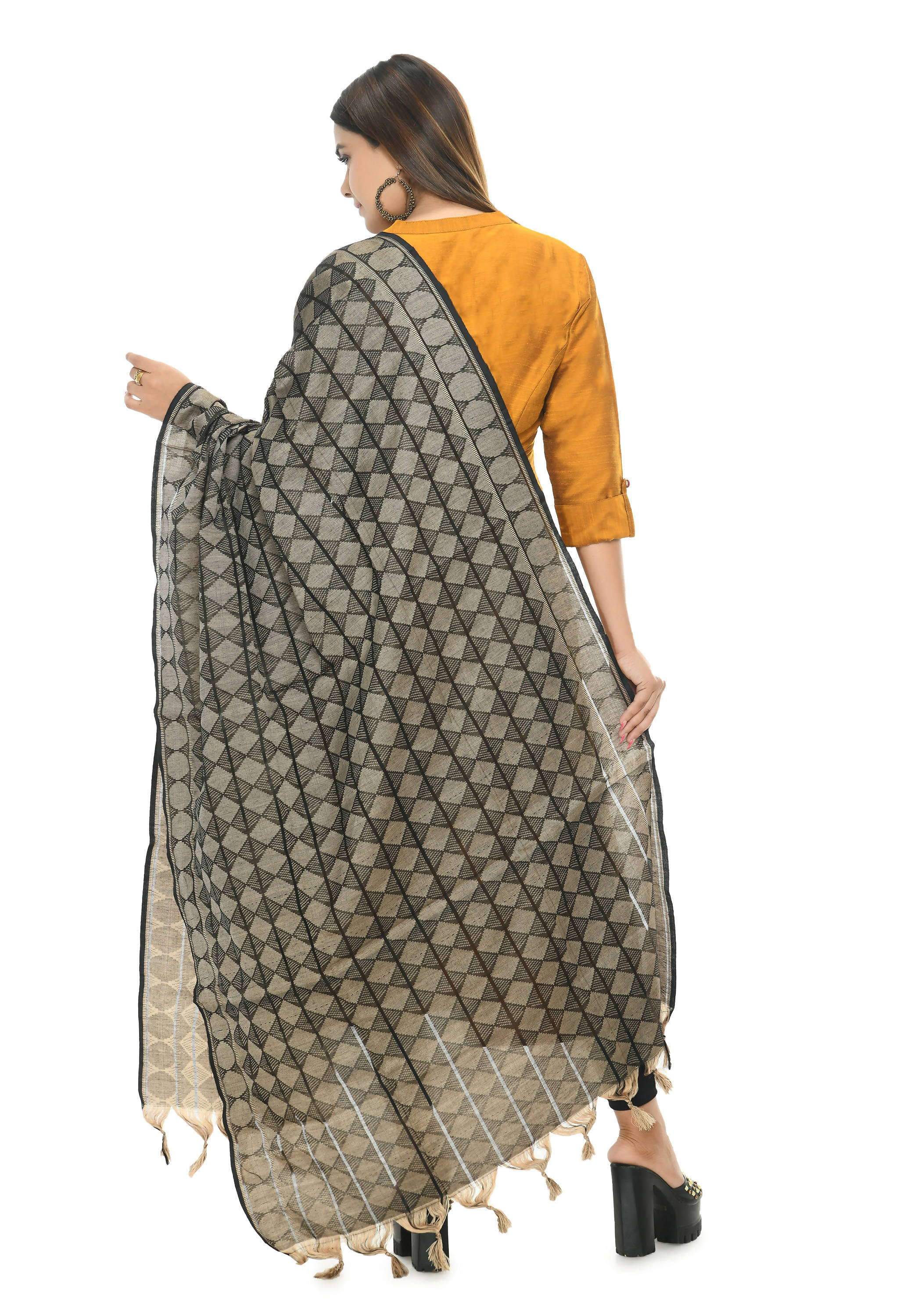 Mominos Fashion Moeza Handloom Black Color Cotton Dupatta - Distacart