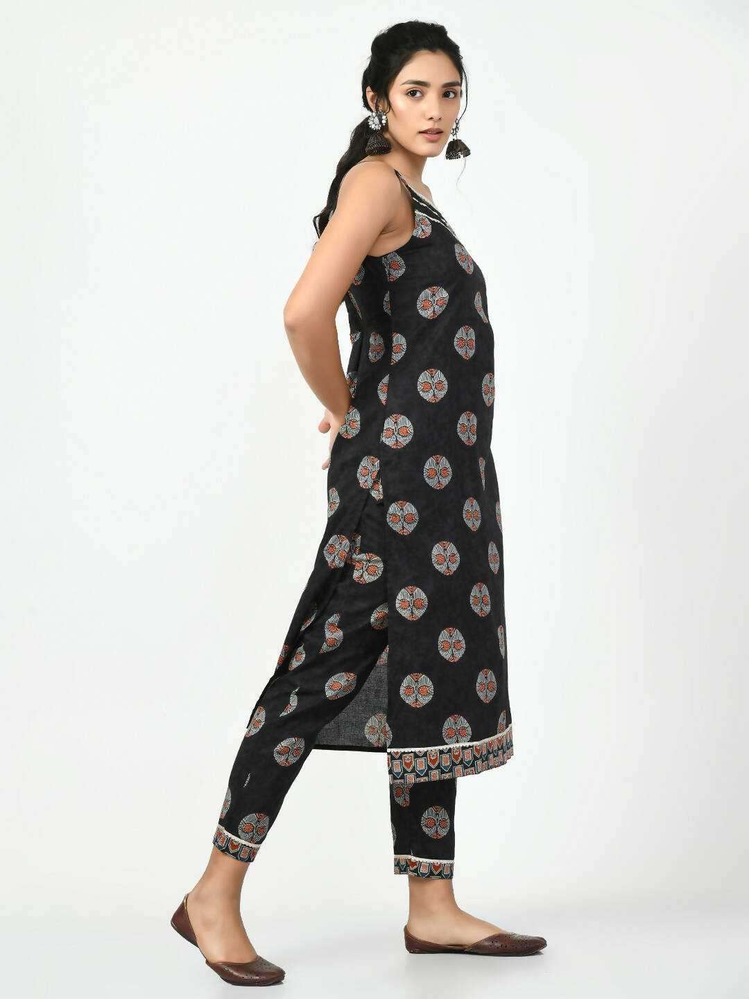Myshka Women's Black Printed Kurta With Trouser - Distacart