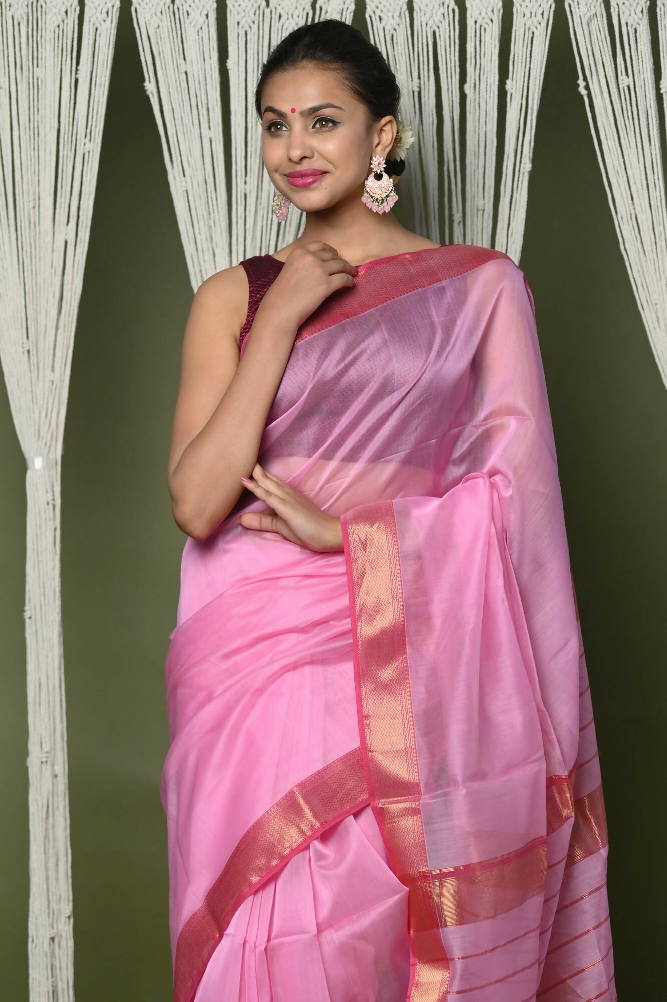Very Much Indian Handloom Cotton Silk Maheshwari Saree With Sleek Golden Border - Rose Pink - Distacart