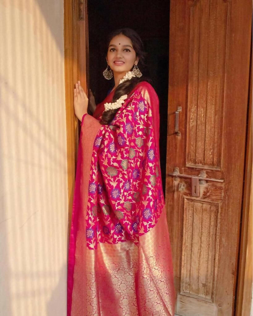 DEIANA'S Beautiful Golden Jari with New Design Soft Lichi Silk Saree - Pink - Distacart