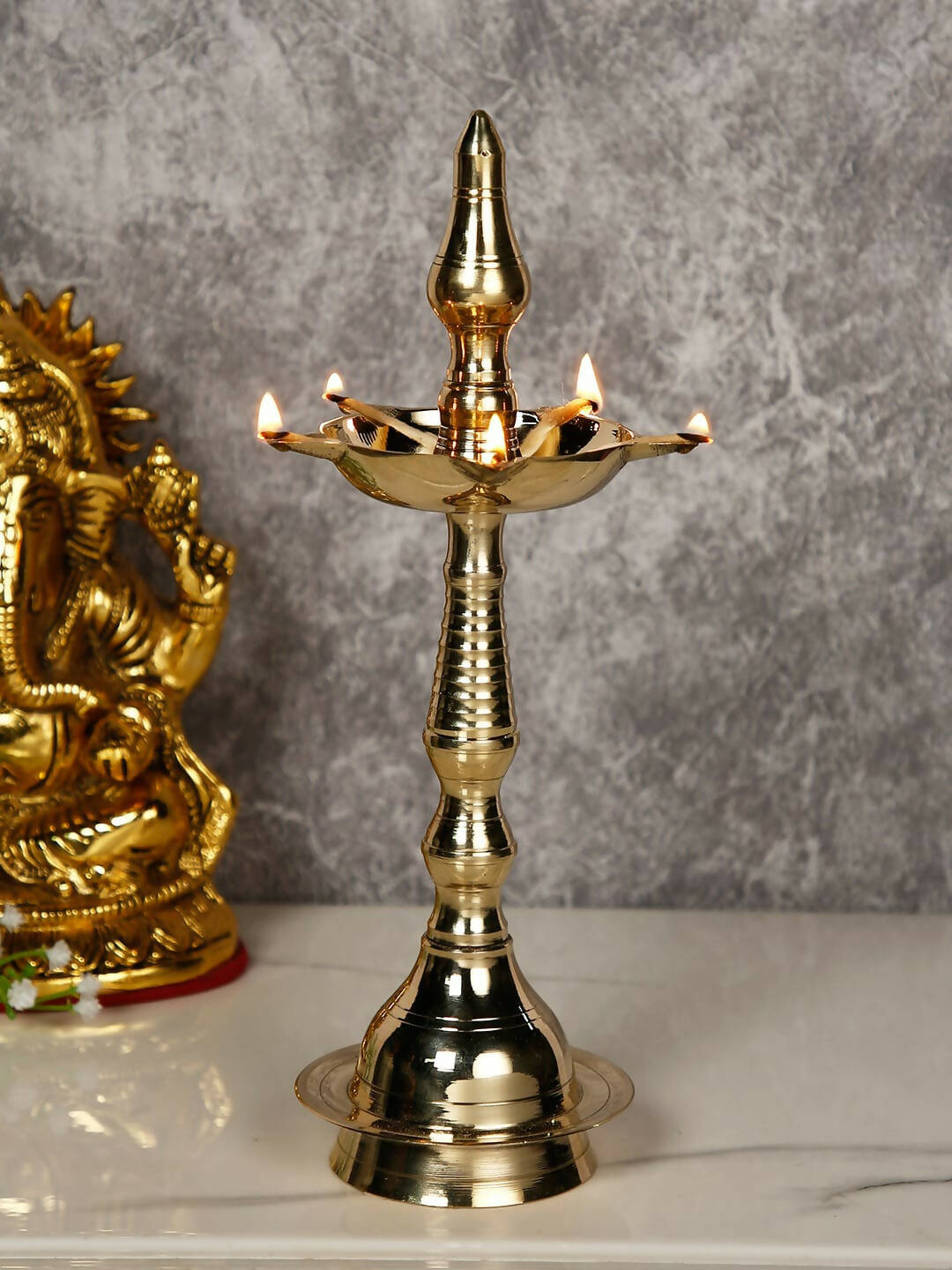 CraftVatika Gold-Toned Brass Kerala Diya Oil Lamp Stand - Distacart