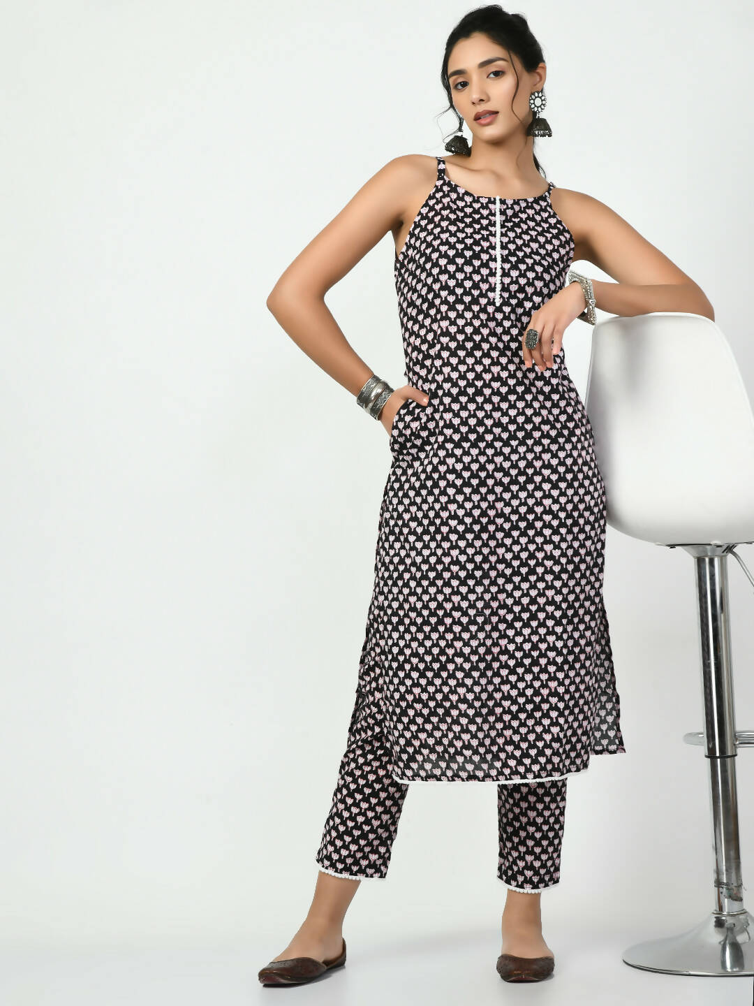 Myshka Women's Black Printed Kurta With Trouser - Distacart