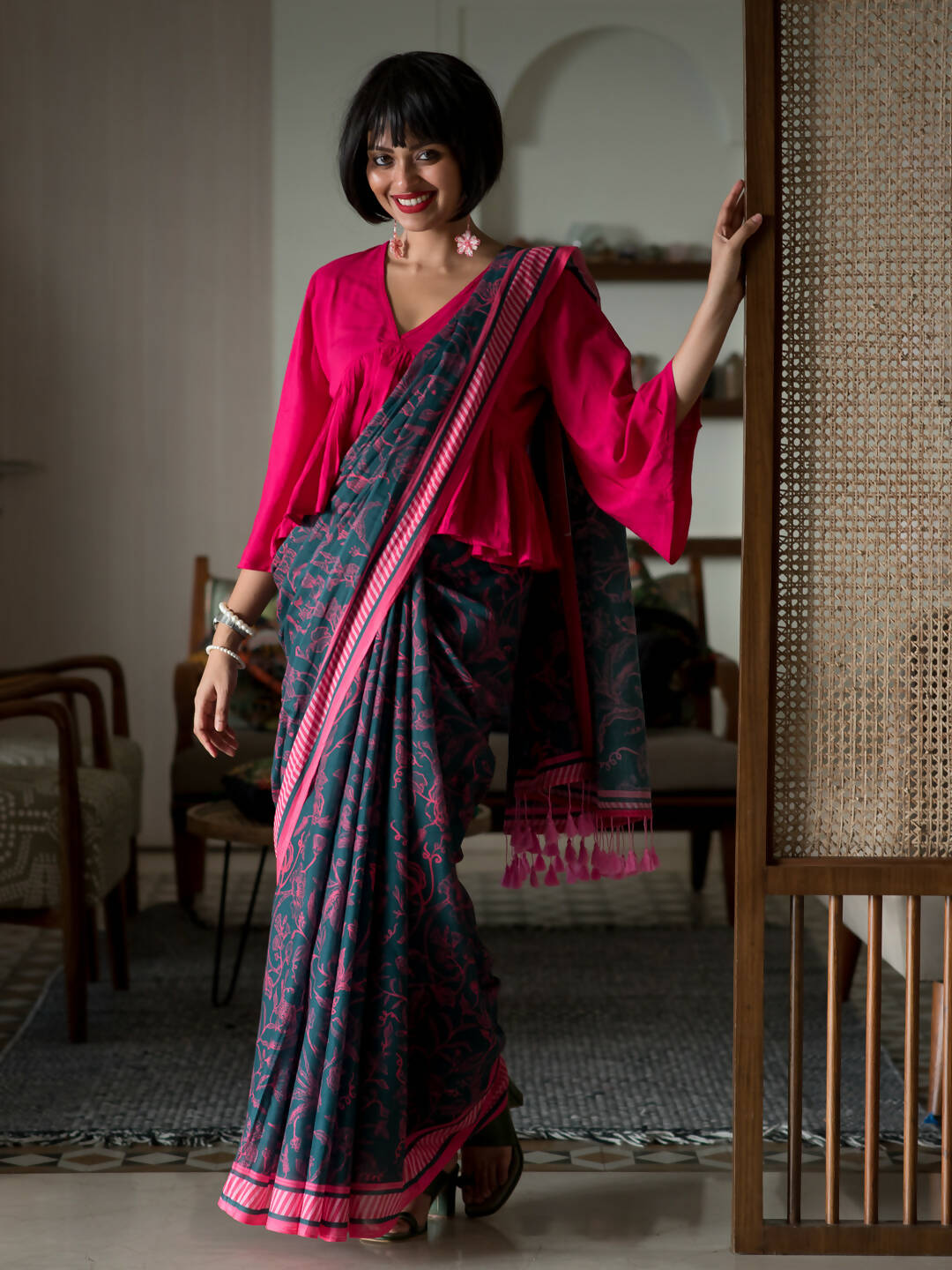 Suta Navy Blue Floral Pure Cotton Saree - Distacart