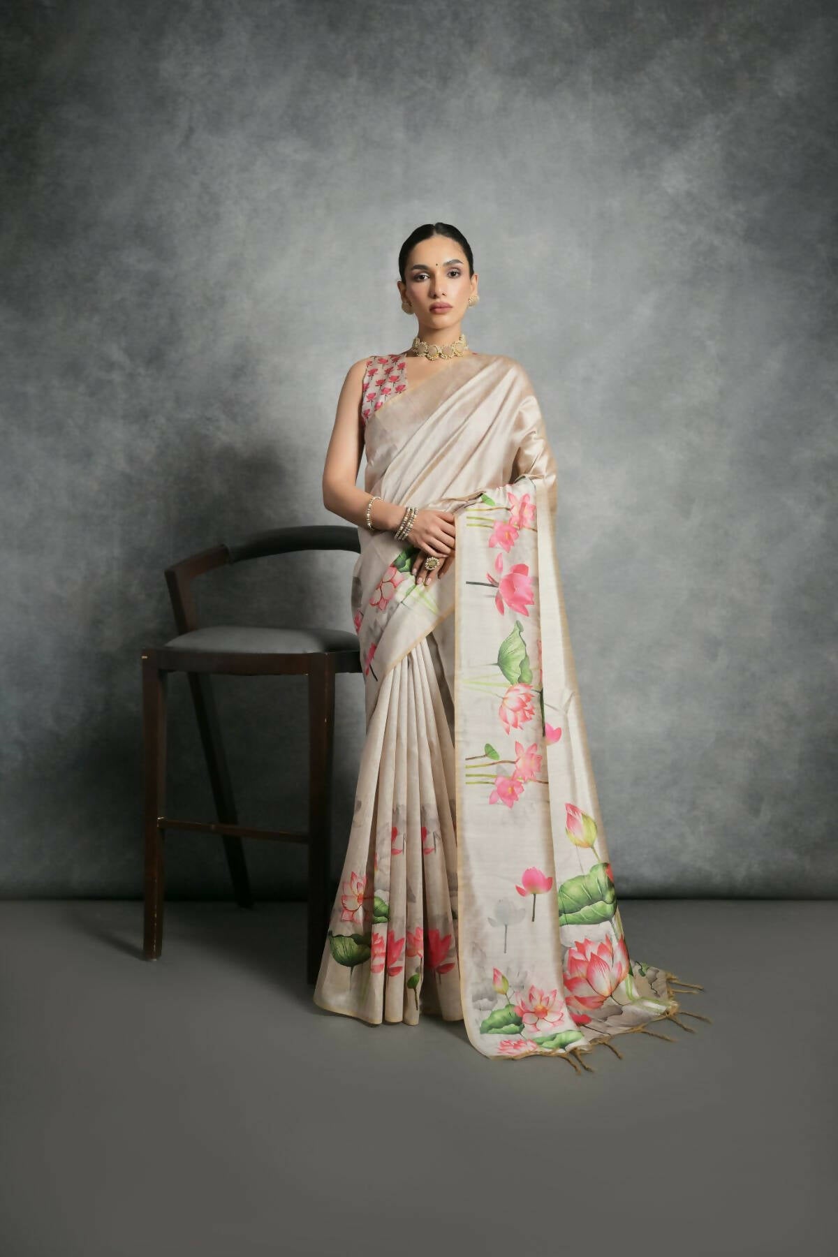 Vishnu Weaves Women's Cream Soft Tussar Silk Printed Saree with Blouse - Distacart