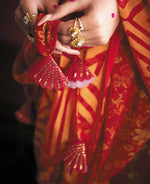 Thumbnail for Red Georgette Brasso Floral Printed Saree With Unstitched Blouse Piece - Zyanya - Distacart