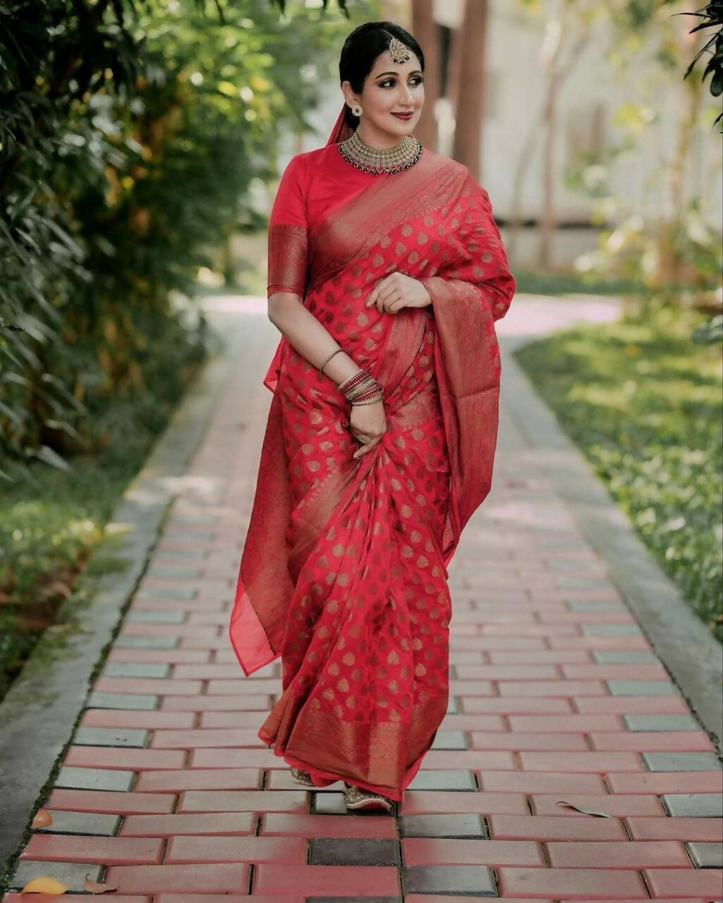 DEIANA'S Beautiful Golden Jari with New Design Soft Lichi Silk Saree - Pink - Distacart