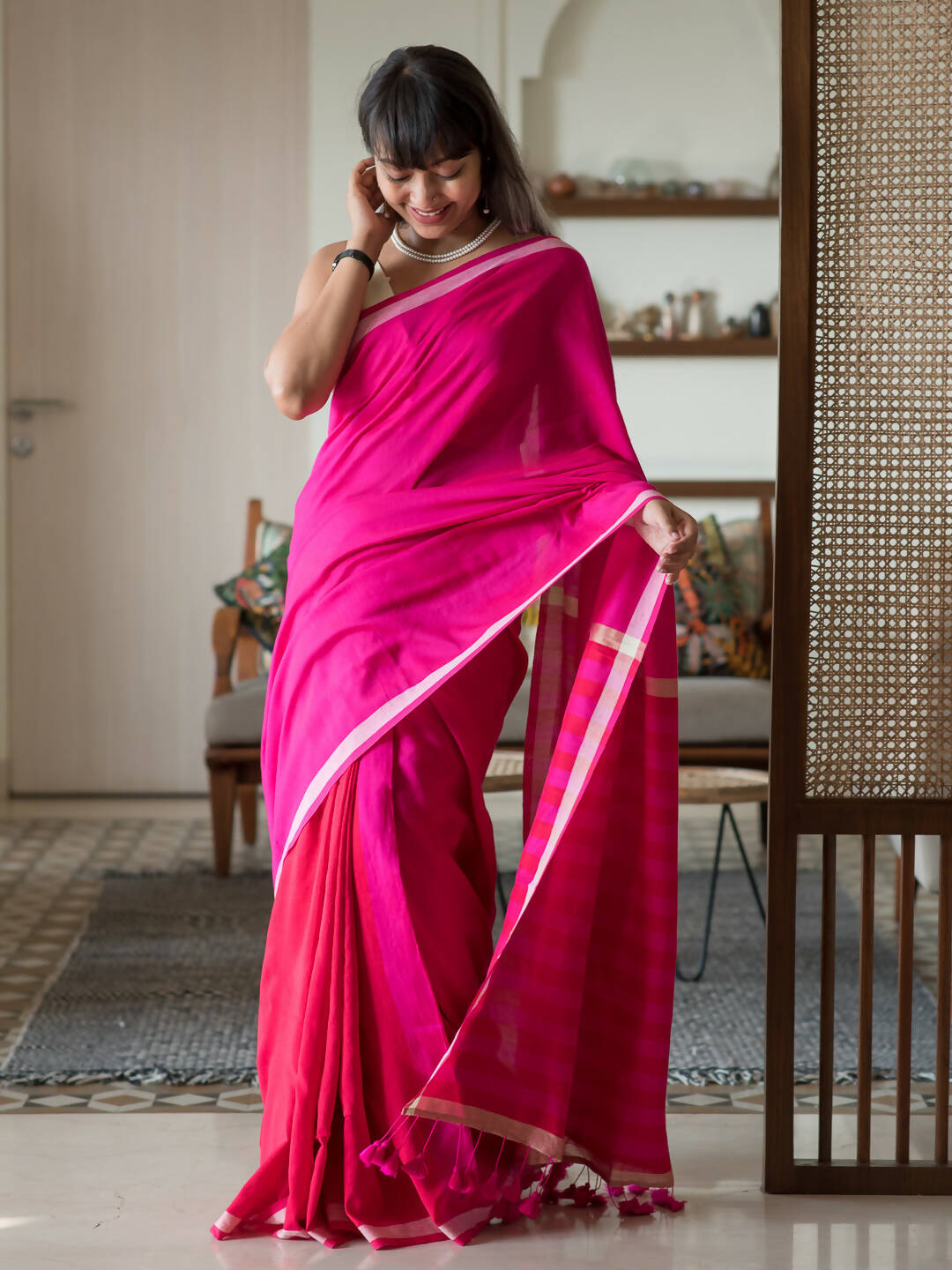 Suta Pink Woven Design Cotton Blend Saree - Distacart