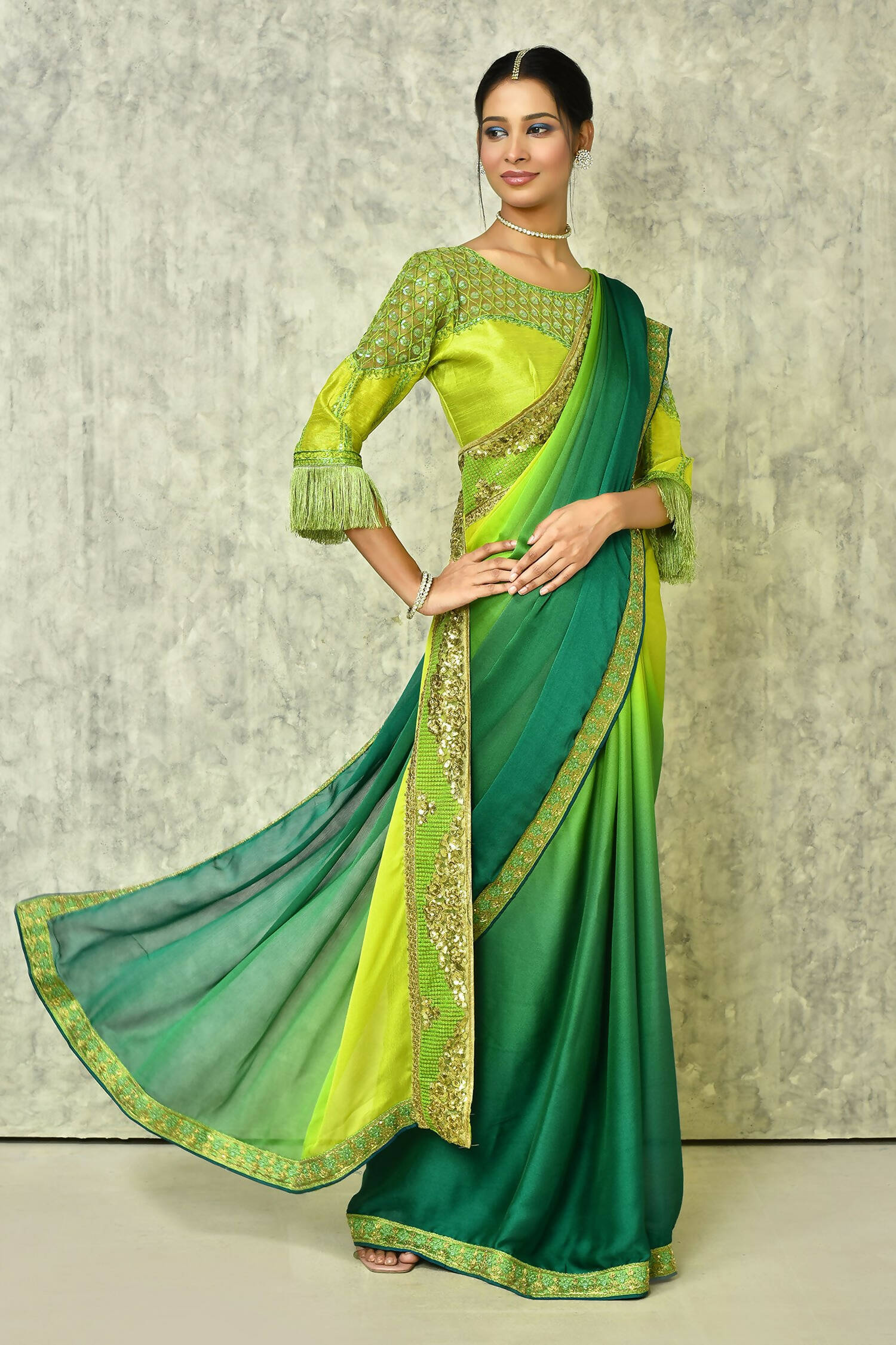 Green Silk Plain Saree with Blouse Piece - Purvi - Distacart