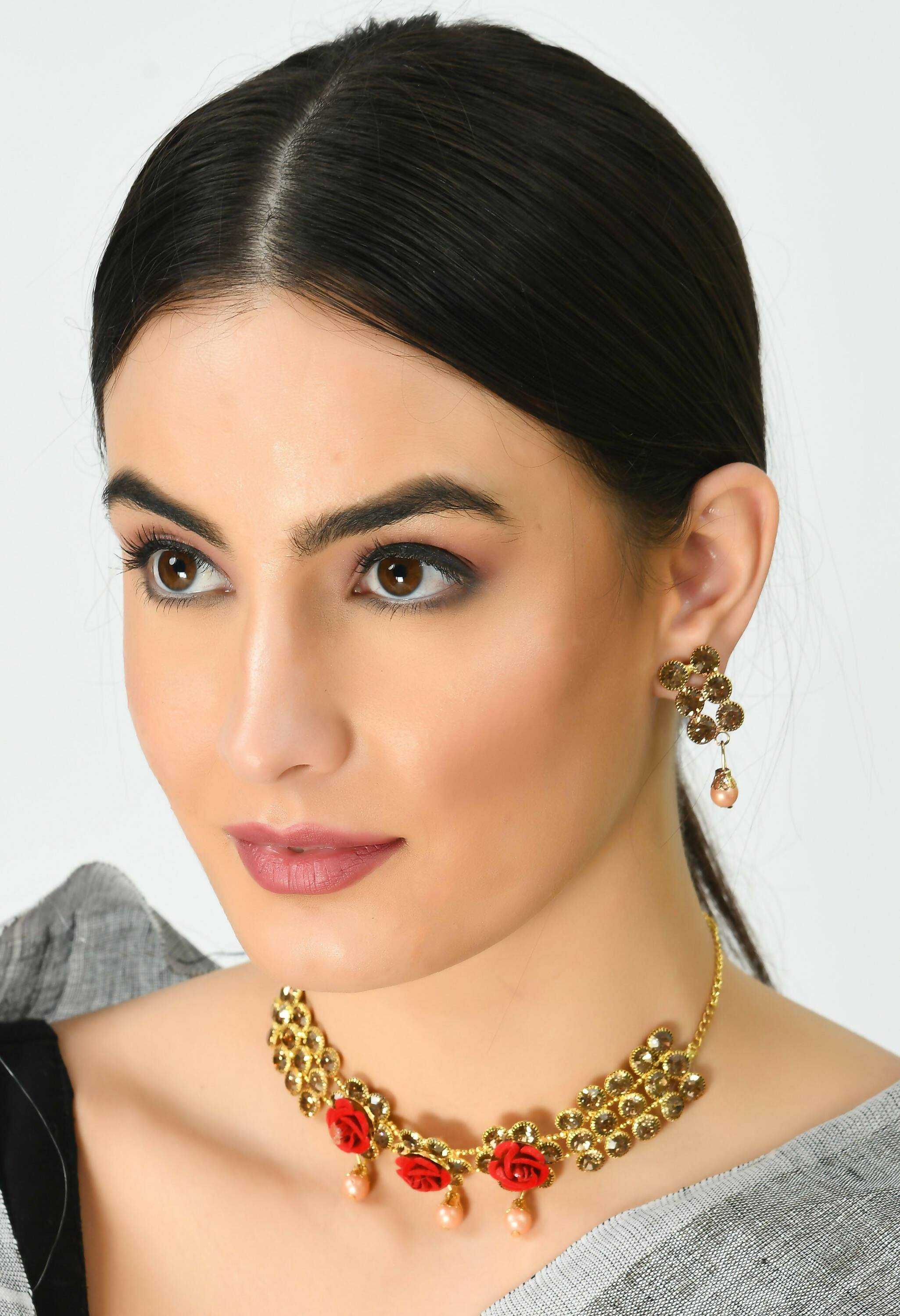 Mominos Fashion Johar Kamal Gold-Plated Brass Finish Stone/Pearls Choker For Women (Golden) - Distacart