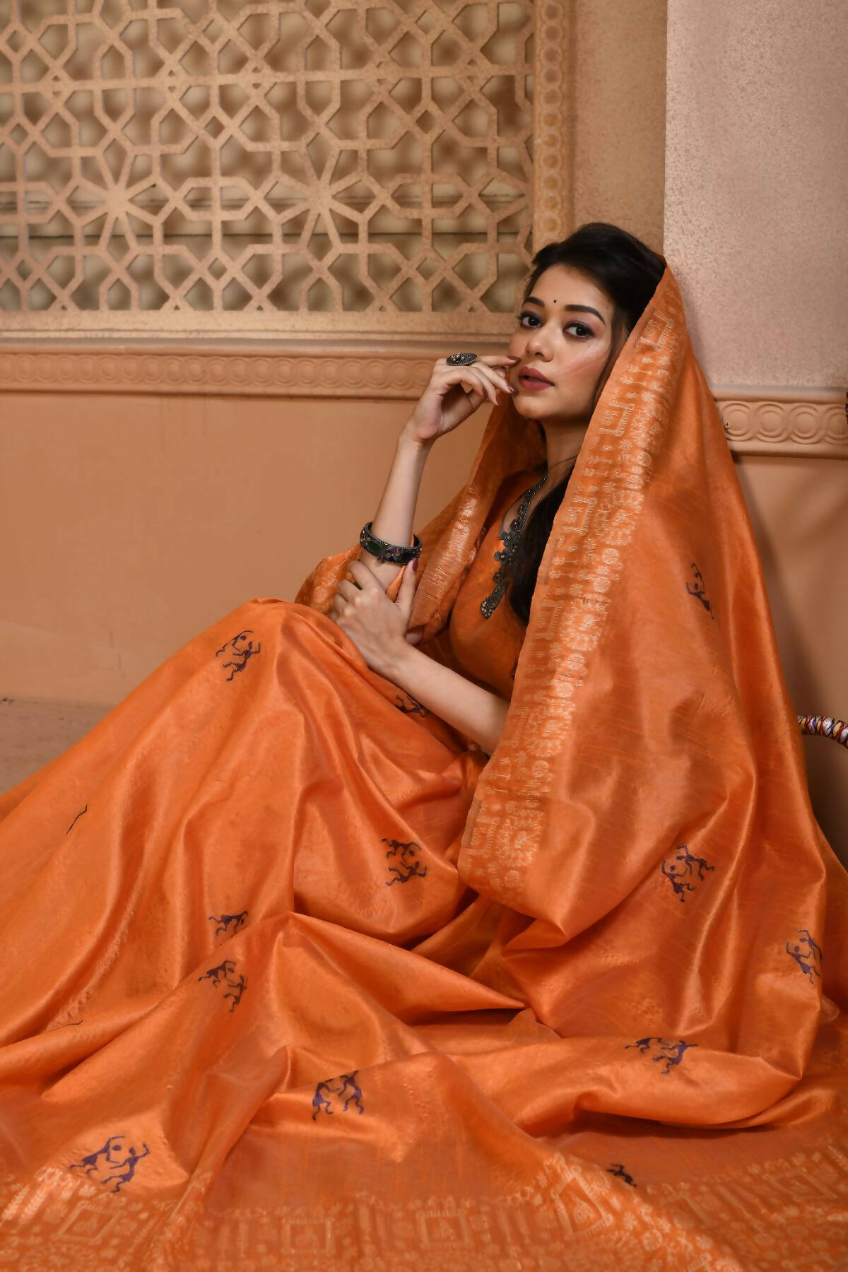 Vishnu Weaves Women's Orange Handloom Raw Silk Woven Border Saree with Unstitched Blouse - Distacart