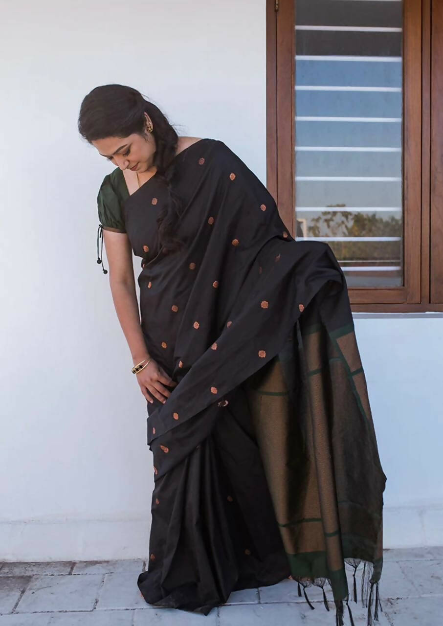 DEIANA'S Beautiful Golden Jari with New Design Soft Lichi Silk Saree - Black - Distacart