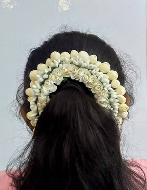 White Rose Hair Gajra