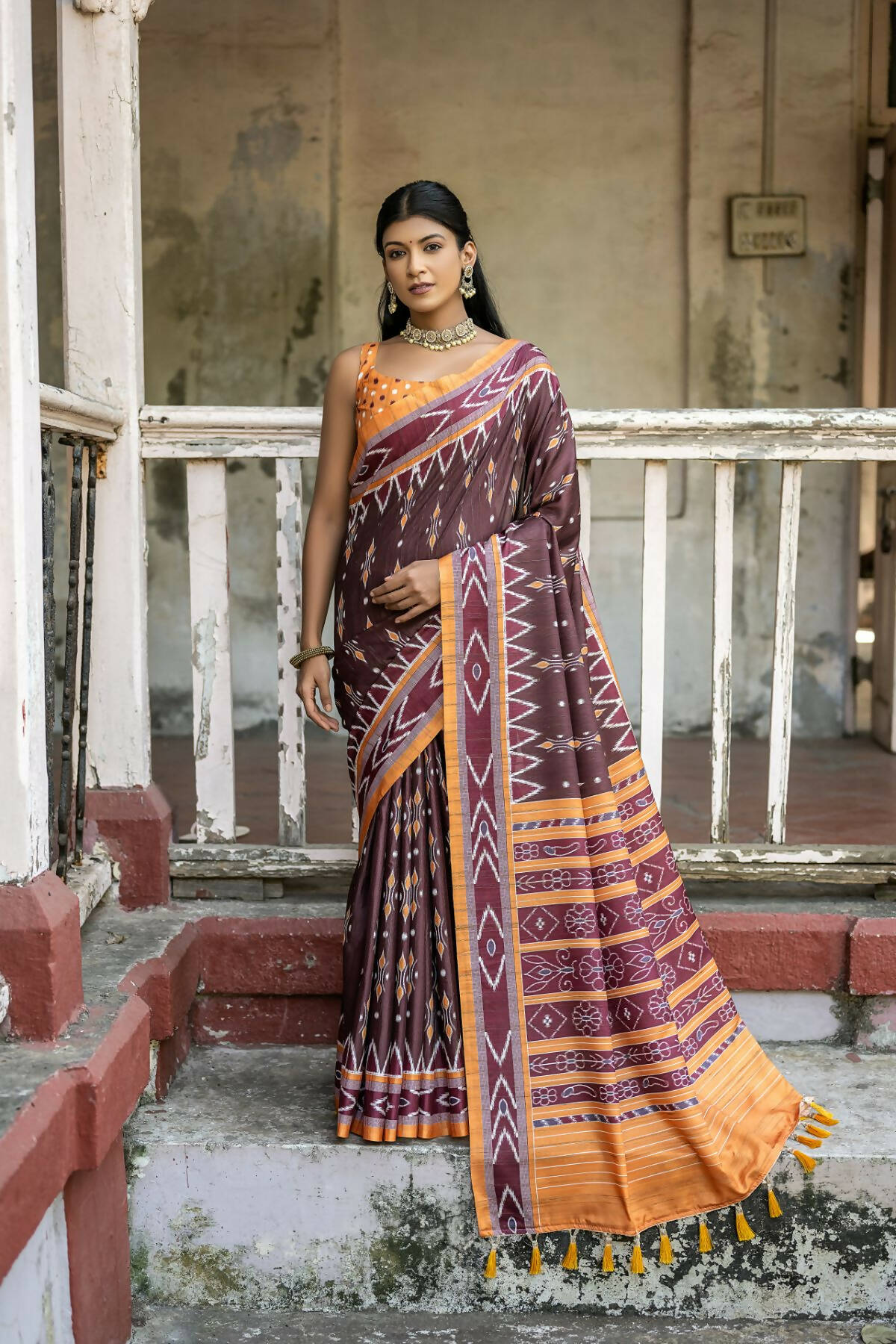 Vishnu Weaves Women's Coffee Cotton Silk Printed Saree with Blouse - Distacart