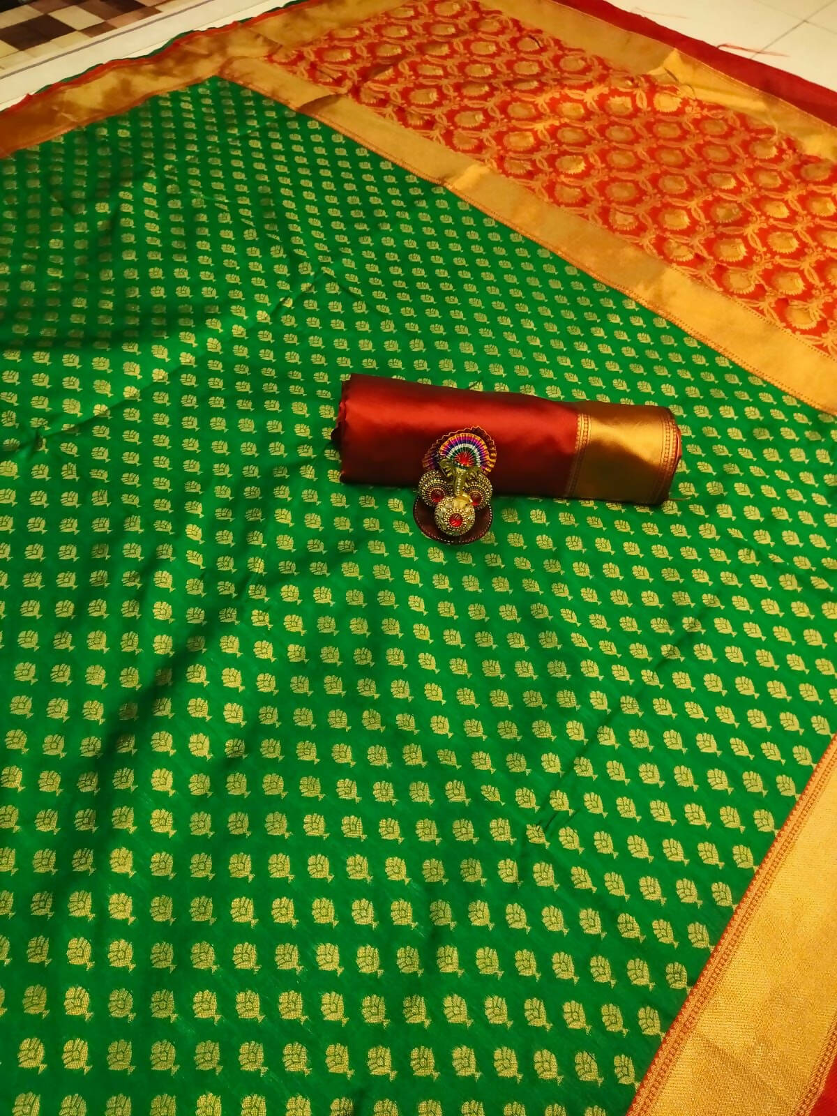 DEIANA'S Beautiful Golden Jari with New Design Soft Lichi Silk Saree - Green - Distacart