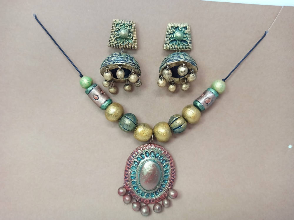 Terracotta Boho Style Mini Necklace Set With Jhumkas-Green