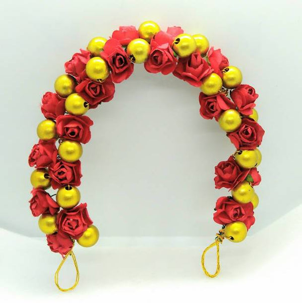 Red Rose & Gold Beads Gajra