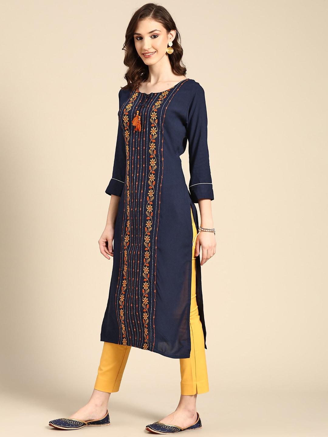 Sangria Women Navy Blue Floral Embroidered Floral Kurta - Distacart