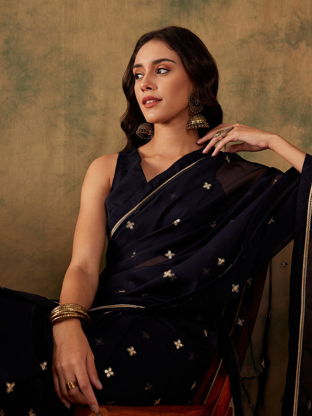 Sangria Floral Sequin Embroidered Organza Sarees - Distacart