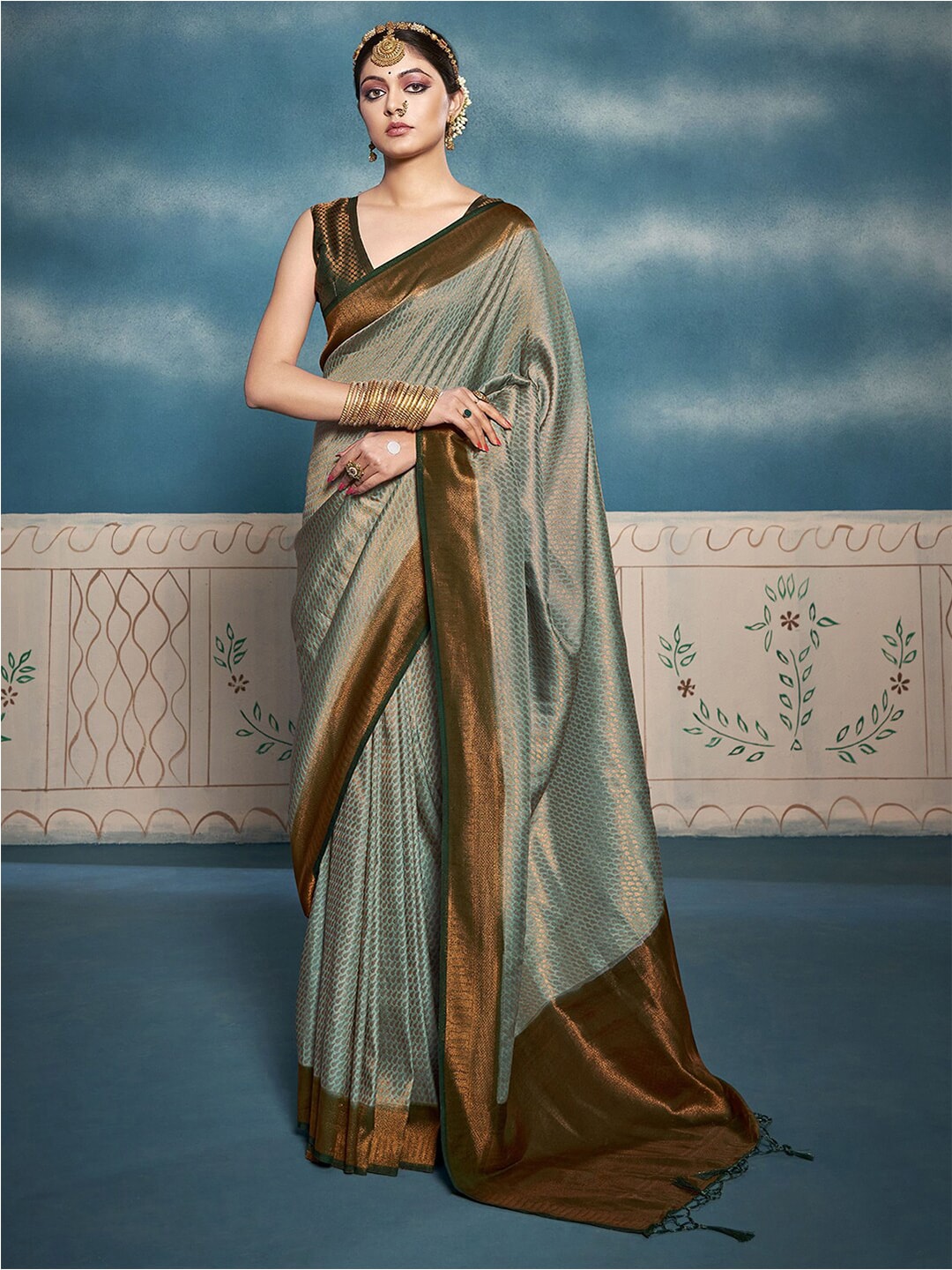 Mitera Green & Gold-Toned Woven Design Zari Art Silk Saree - Distacart