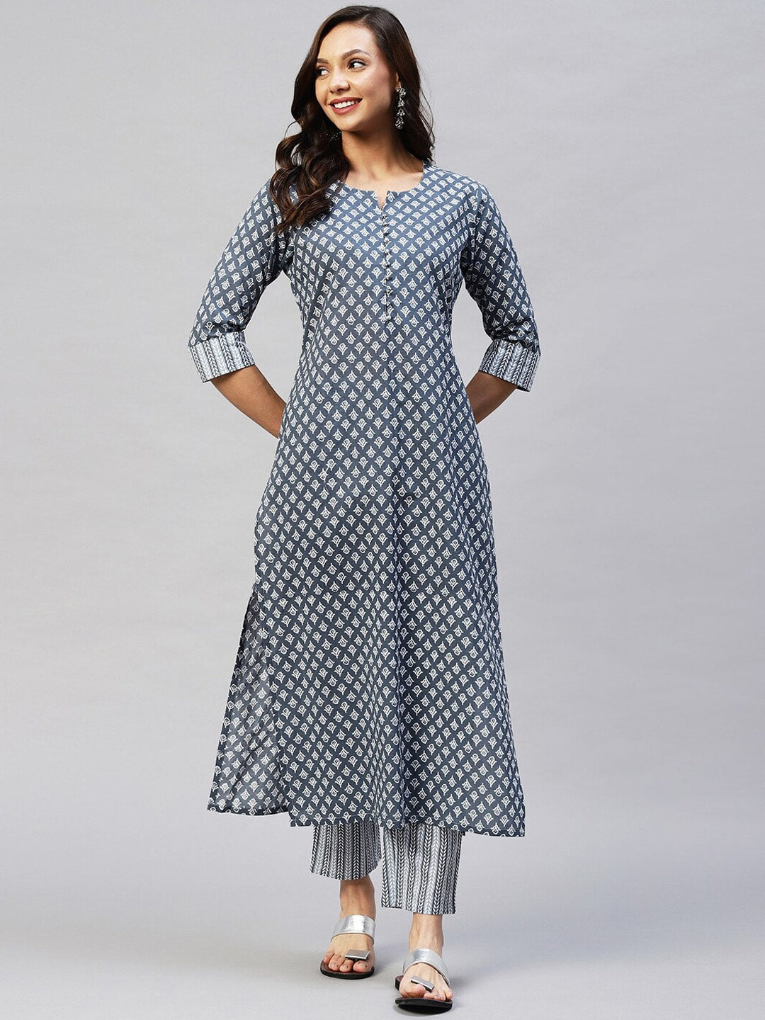 Kalini Women Floral Printed Notched Neck Kurta with Trousers - Distacart