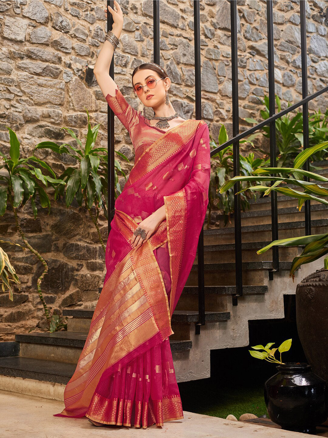 Kalini Geometric Woven Design Zari Detail Saree - Distacart
