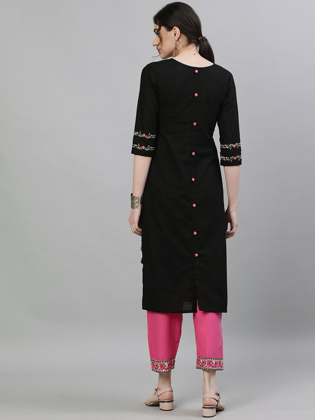Ishin Women Black & Pink Embroidered Straight Kurta - Distacart
