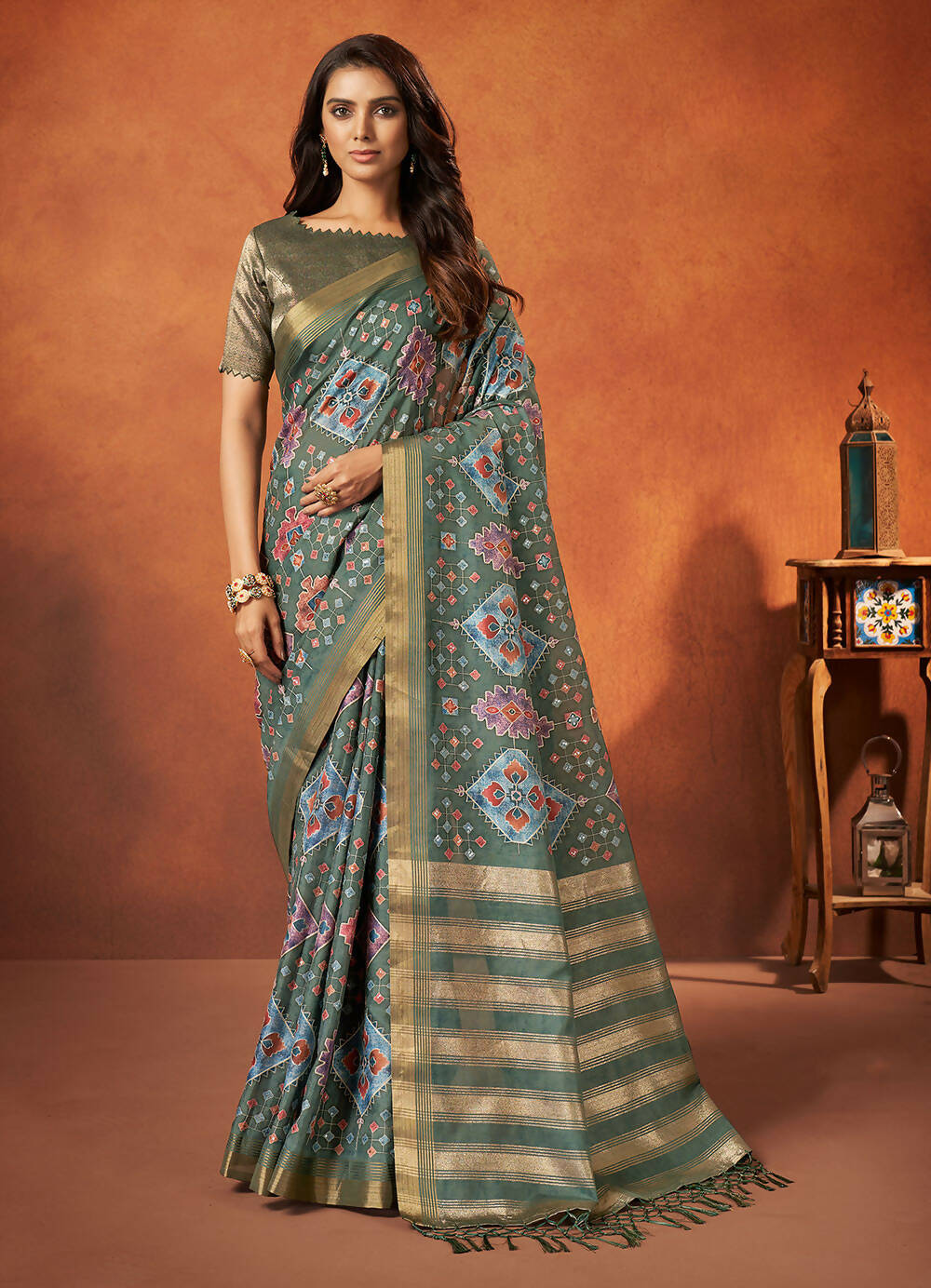 Green Rangkat and Crepe Silk Aztec Saree With Unstitched Blouse Piece - Mohmanthan Royal Saachi - Distacart