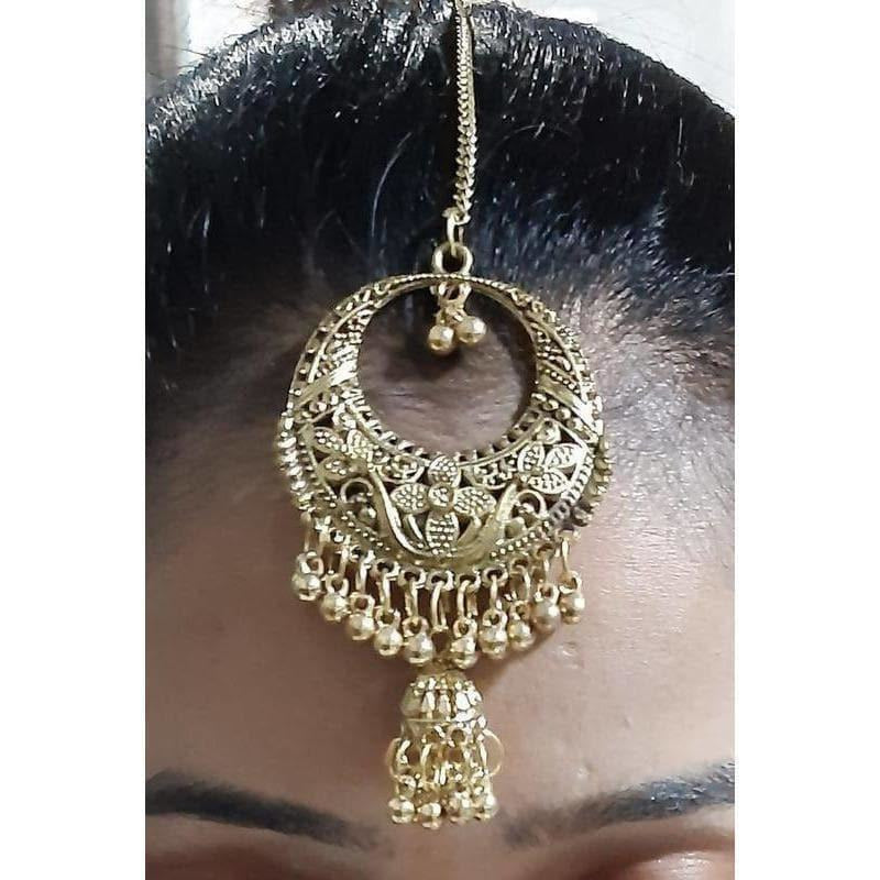 Traditional Ethnic Wear Maang Tikka With Hanging Jhumka