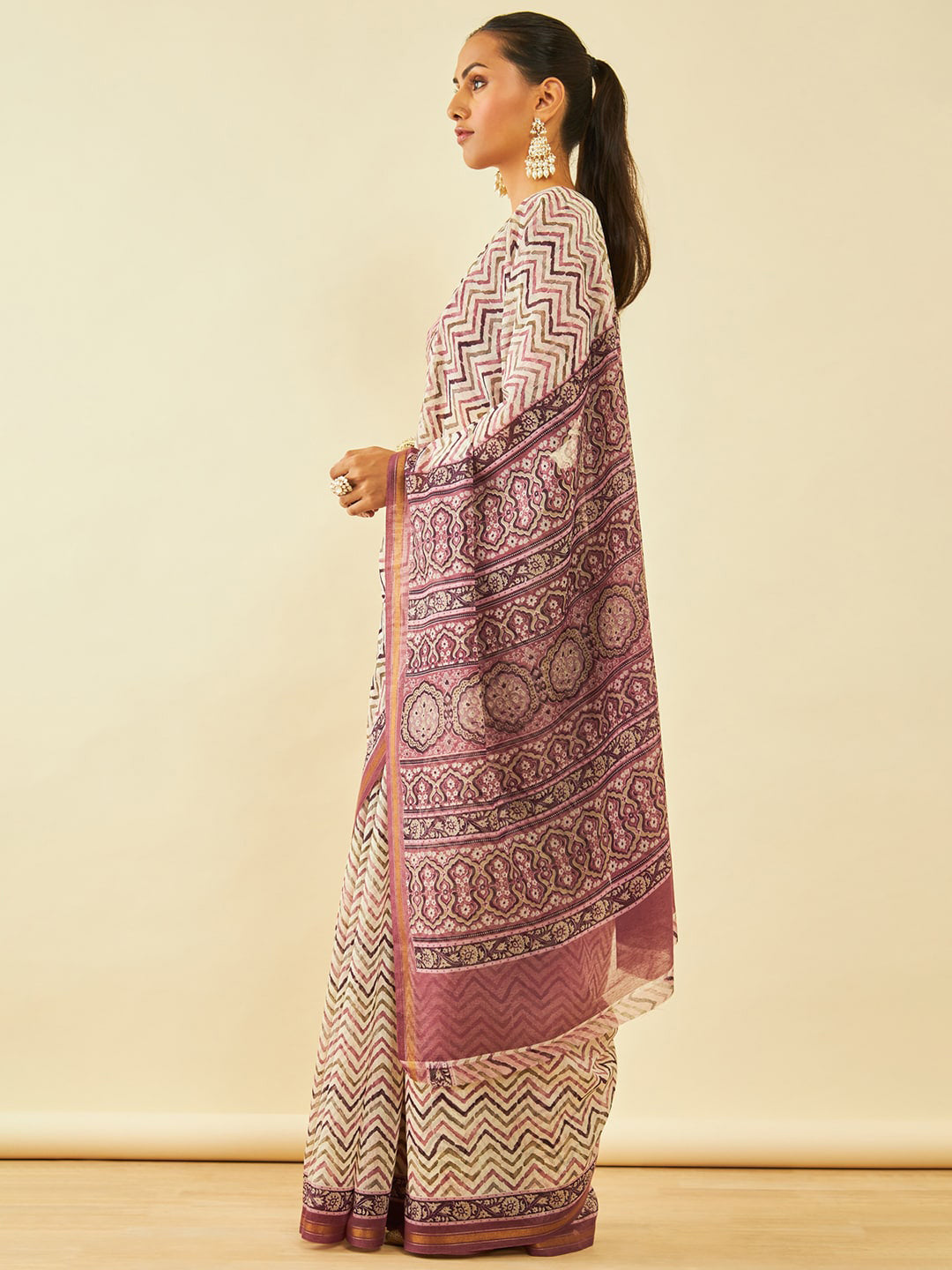 Soch Chevron Printed Zari Chanderi Saree - Distacart