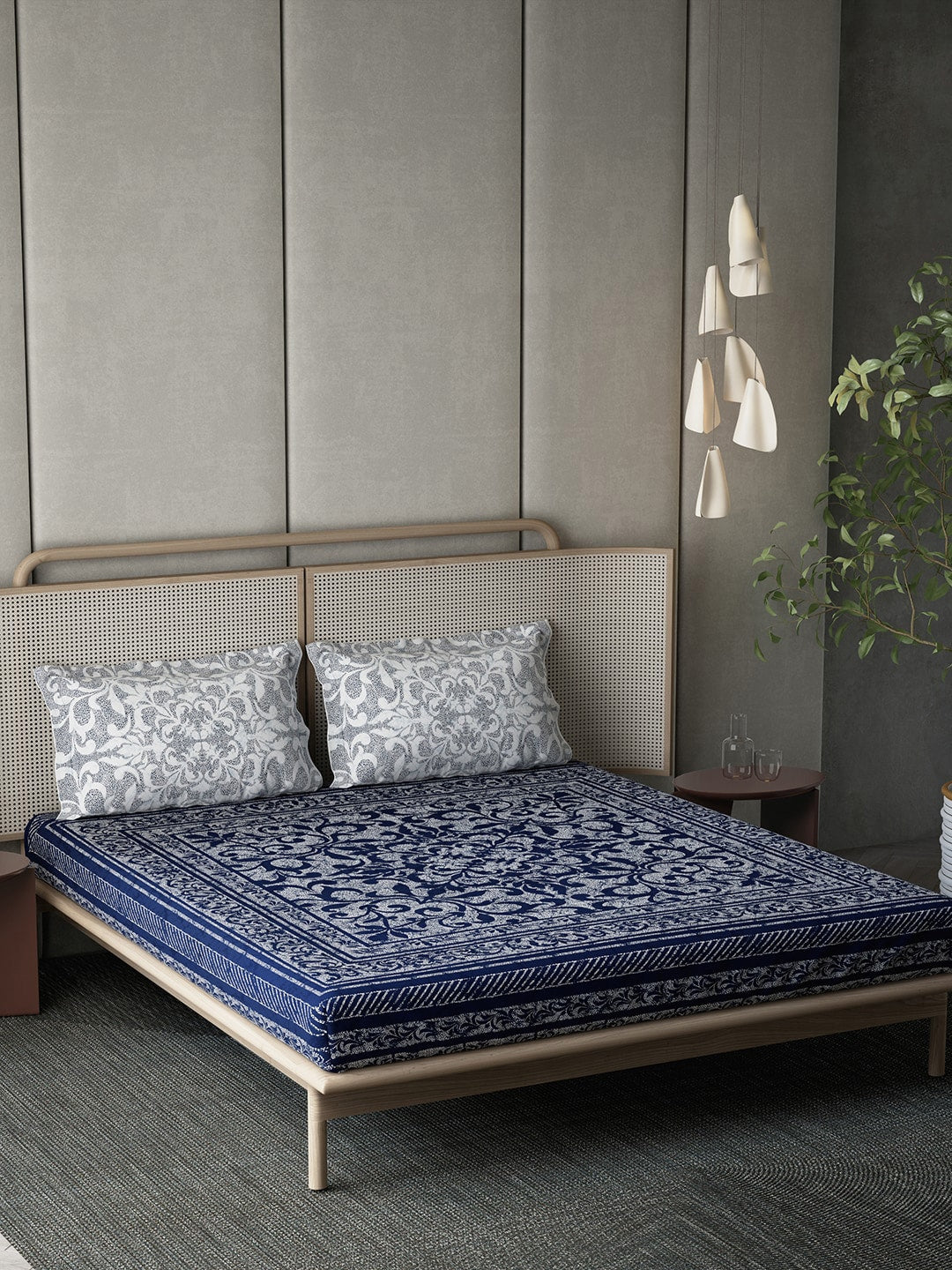 DDecor Blue & White Ethnic Motifs Cotton 140 TC King Bedsheet With 2 Pillow Covers - Distacart