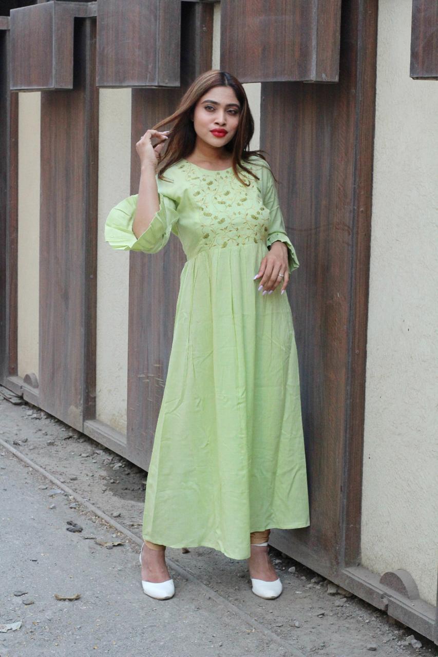 Jompers Women Green & Golden Yoke Design A-Line Kurta - Distacart